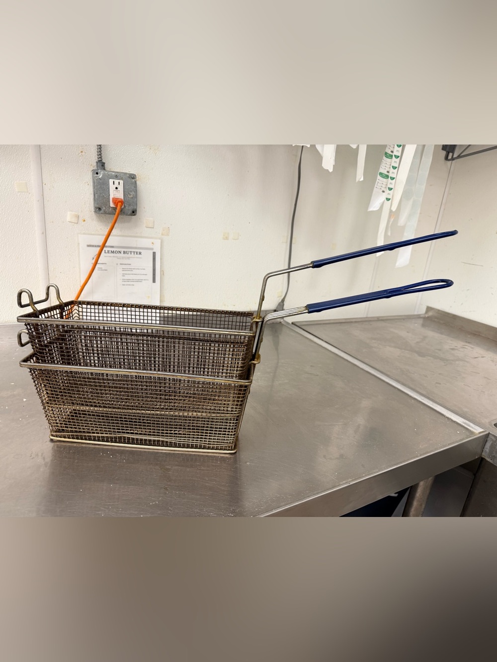 4 Blue-Handled Metal Fry Basket - Home Accents